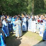 Молитвой отметили годовщину освящения храма в Проще
