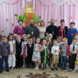 В Детском саду № 4 г. Бобруйска прошел утренник, посвященный празднику Покрова Божией Матери и Дню матери