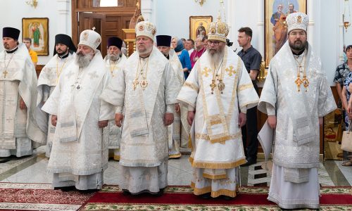 Епископ Серафим принял участие в великом освящении кафедрального собора г. Молодечно