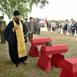 Иерей Александр Симончик совершил поминальную литию на братской могиле воинов Красной армии