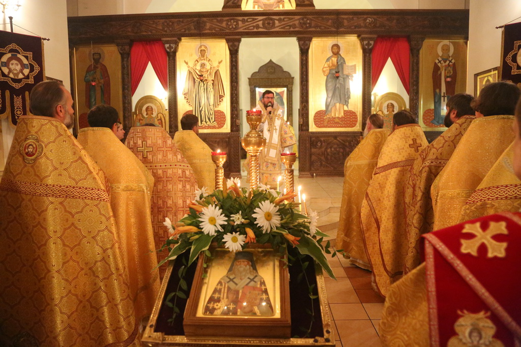 Ночное богослужение состоялось в кафедральном соборе Бобруйска накануне Дня города