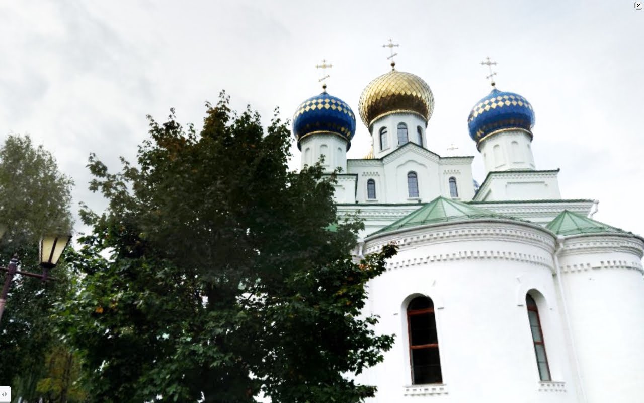 В день памяти благоверных князей Петра и Февронии Муромских епископ Серафим совершил Божественную литургию в Никольском кафедральном соборе Бобруйска