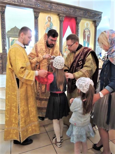 Воскресная Божественная литургия совершена в Никольском кафедральном соборе