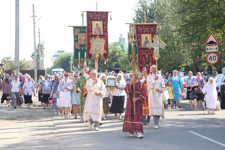 Традиционный крестный ход прошел в Николо-Софийском храме г. Бобруйска