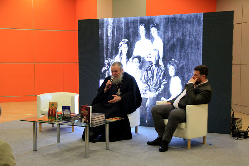В Москве состоялась презентация книг Святейшего Патриарха Кирилла, посвященная 1030-летию Крещения Руси