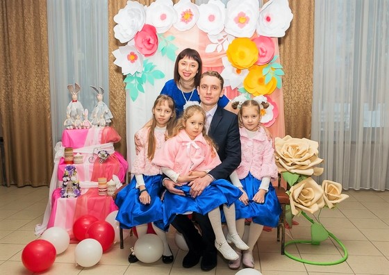 Прихожане Покровского храма г. Кировска приняли участие в конкурсе «Семья года — многодетная семья-2019»