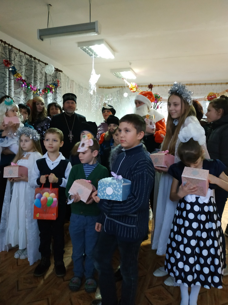 Настоятель Благовещенского прихода посетил социальный детский приют в г. Кличеве