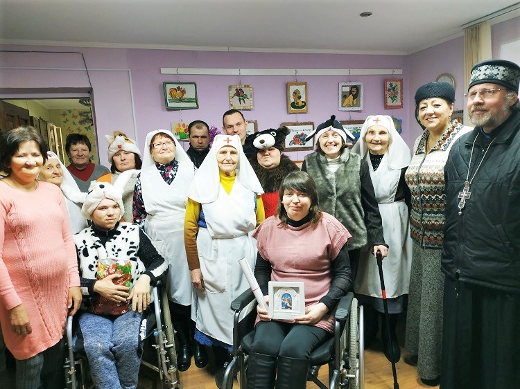 Представители Благовещенского храма посетили Отделение дневного пребывания для инвалидов