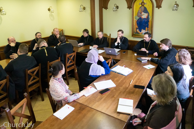 Клирик Бобруйской епархии принял участие в рабочем совещании руководителей епархиальных отделов религиозного образования и катехизации Белорусского Экзархата