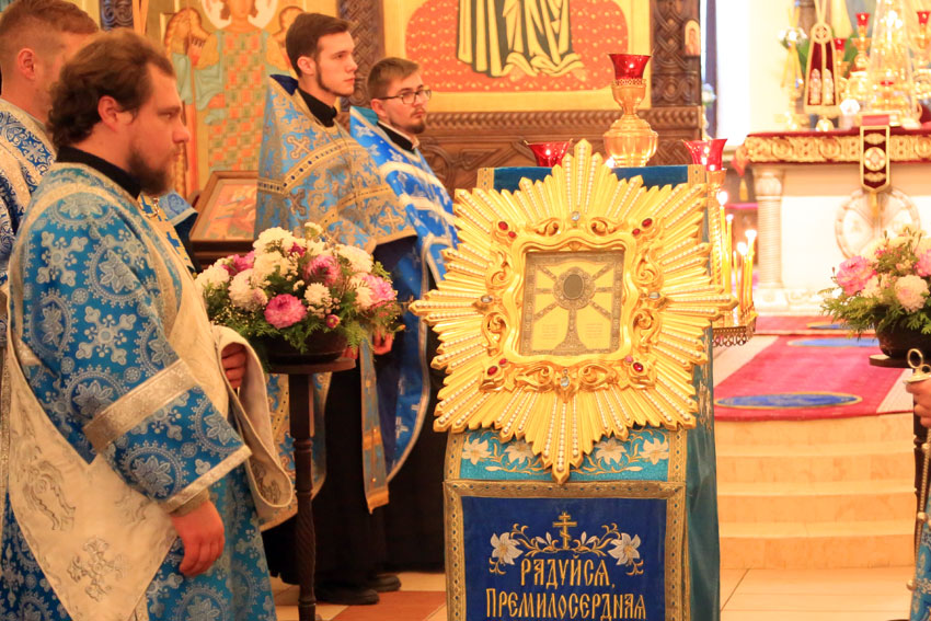 Состоялась торжественная встреча Крестного хода с Жировицкой иконой Пресвятой Богородицы