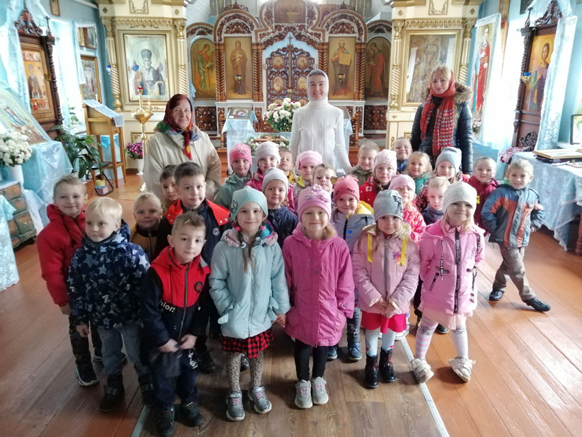 Воспитанники православного кружка «Ангелочек» посетили Покровский храм города Кировска