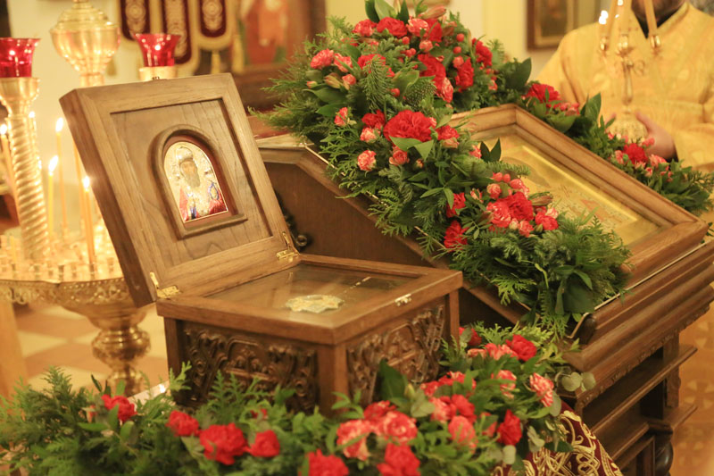 Епископ Серафим совершил всенощное бдение в престольный праздник Никольского кафедрального собора города Бобруйска