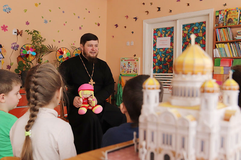 Священник провел беседу с воспитанниками ясли-сада №44 г. Бобруйска