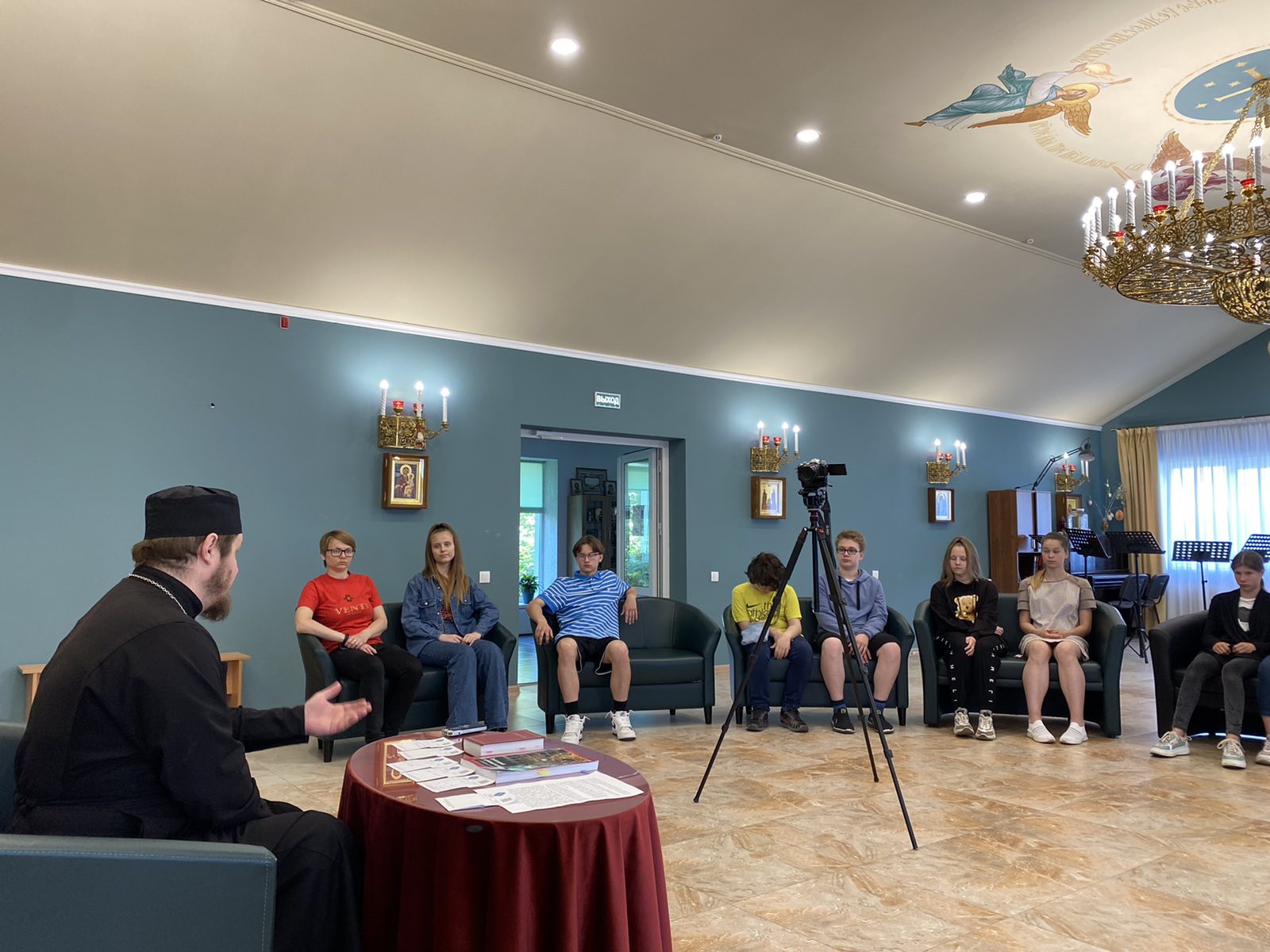 В храме Покрова Пресвятой Богородицы г. Бобруйска состоялась встреча школьников со священником