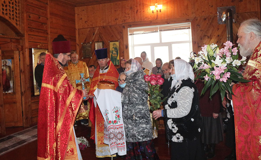 В Павловичах состоялась Божественная литургия в престольный праздник храма