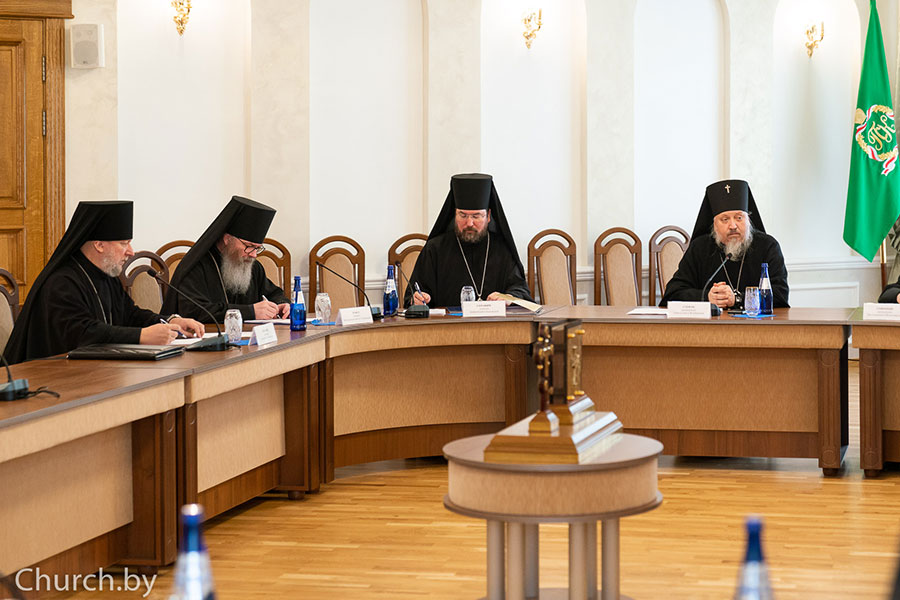 Епископ Серафим принял участие в заседании Синода Белорусской Православной Церкви