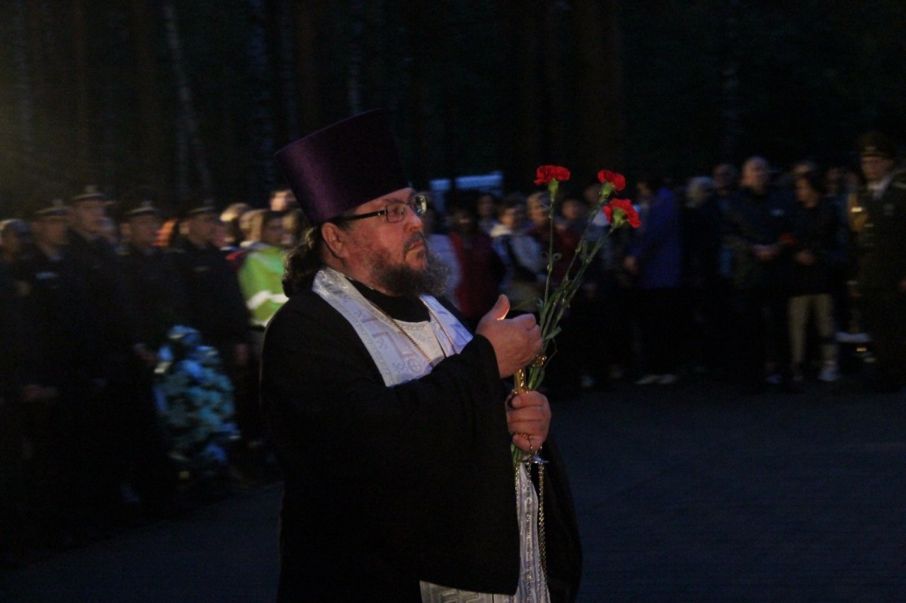 Благочинный Осиповичского района принял участие в митинге -реквиеме «Тревожный рассвет»