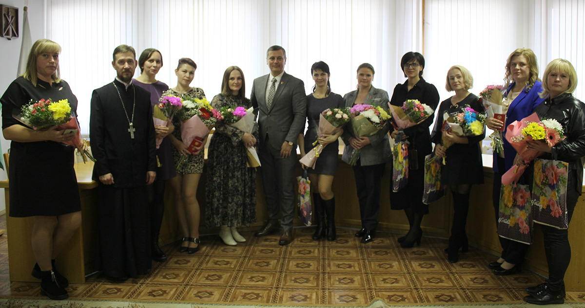 Секретарь епархиального управления протоиерей Сергий Коровинский принял участие в празднике, посвященном многодетным матерям