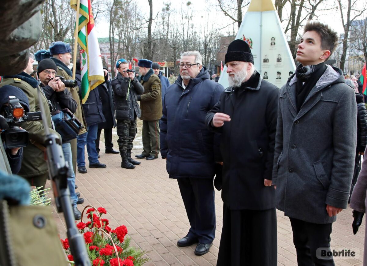 Протоиерей Геннадий Вейго принял участие в митинге, посвященном 34-й годовщине вывода советских войск из Афганистана
