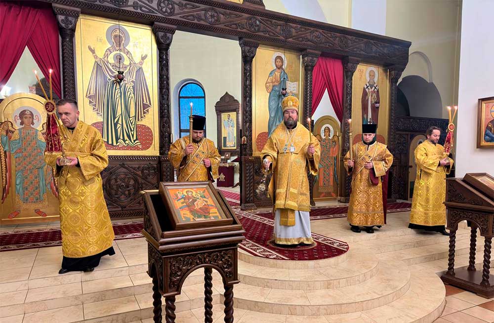 Накануне Недели о мытаре и фарисее епископ Серафим совершил вечернее богослужение в Никольском кафедральном соборе г. Бобруйска