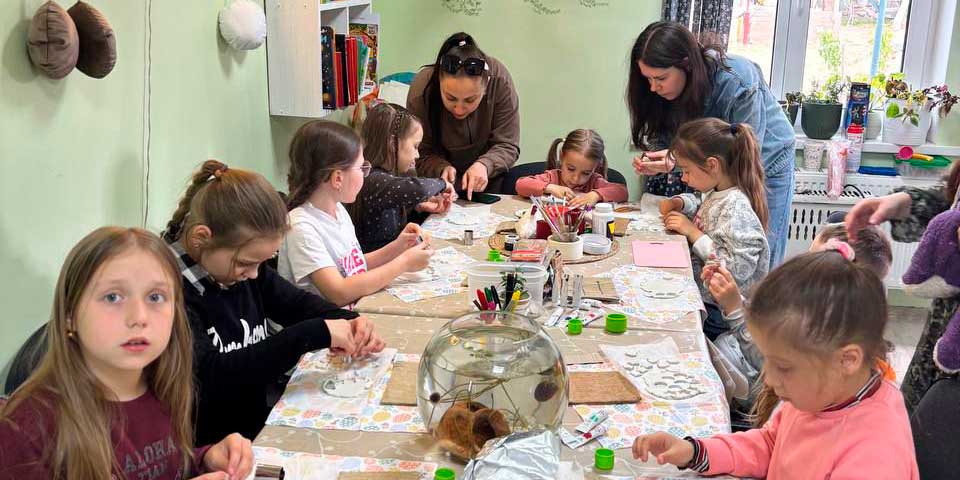 В Николо-Софийском храме прошел второй детский благотворительный мастер-класс