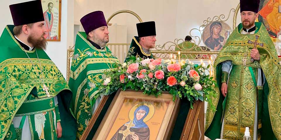 В день памяти преподобной Евфросинии, игумении Полоцкой, престольный праздник отметил одноименный храм г. Бобруйска