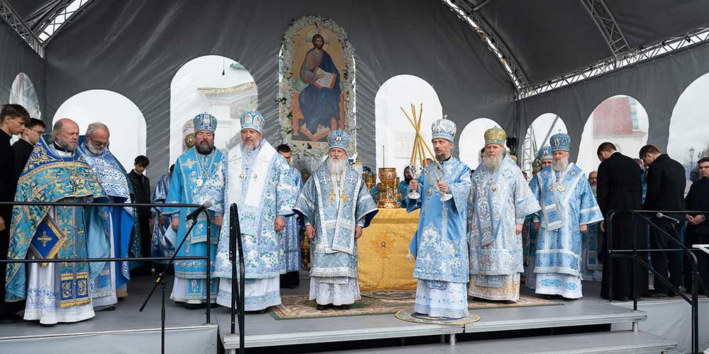 Епископ Серафим принял участие в торжествах в честь 525-летия явления Минской иконы Божией Матери