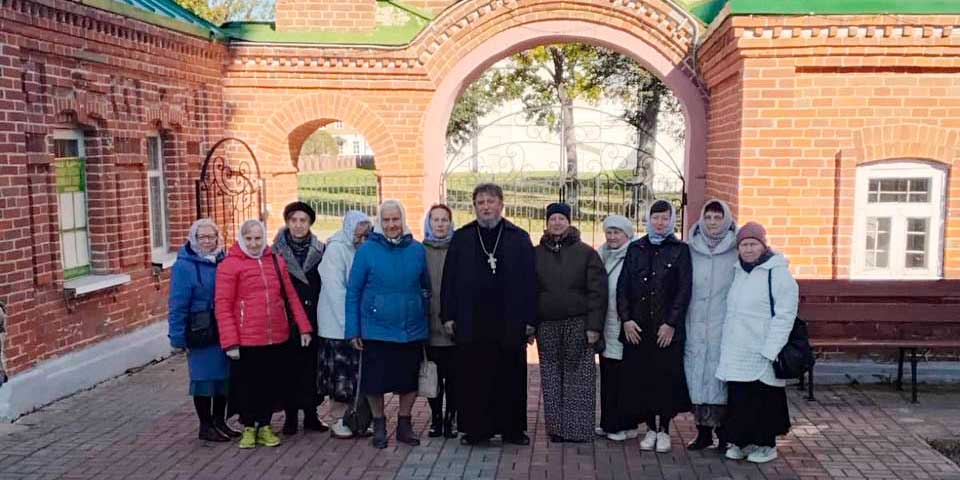 Паломническая служба Николо-Софийского прихода г. Бобруйска организовала поездку для прихожан