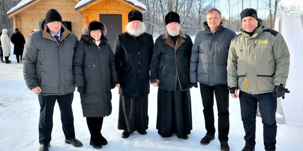 Асвяцілі прыродную крынічку