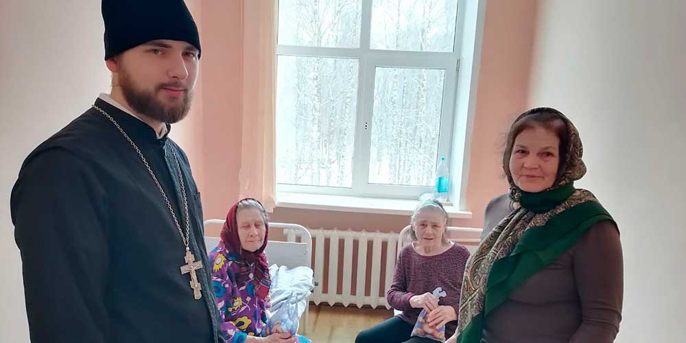 Иерей Антоний Шпаков посетил отделение сестринского ухода Дарагановской участковой больницы