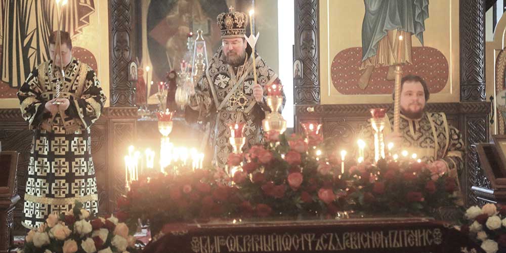 Утреня Великой Субботы с чином Погребения Плащаницы в Бобруйском кафедральном соборе