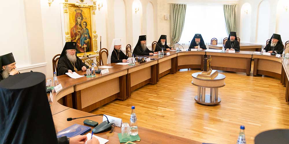 Епископ Серафим принял участие в заседании Синода Белорусской Православной Церкви